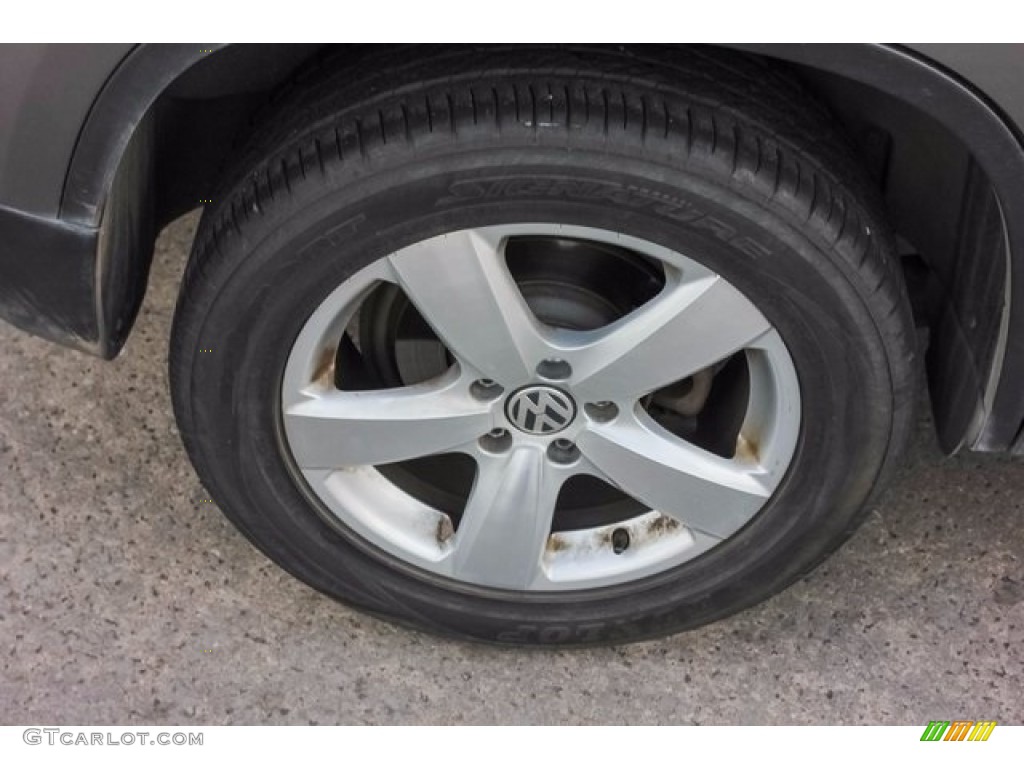 2010 Tiguan S - Alpine Grey Metallic / Charcoal photo #12