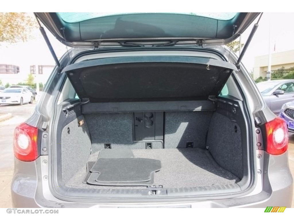 2010 Tiguan S - Alpine Grey Metallic / Charcoal photo #20