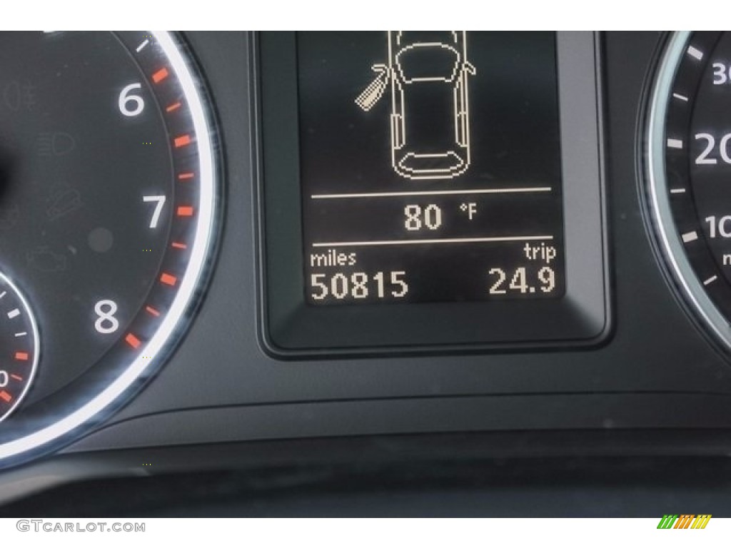 2010 Tiguan S - Alpine Grey Metallic / Charcoal photo #38