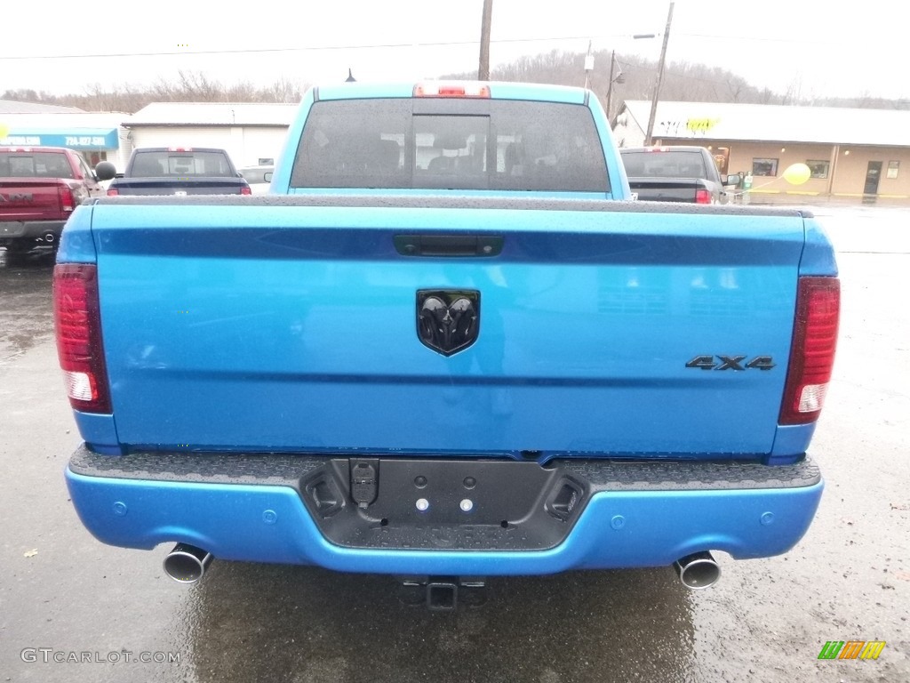 2018 1500 Sport Crew Cab 4x4 - Hydro Blue Pearl / Black photo #4