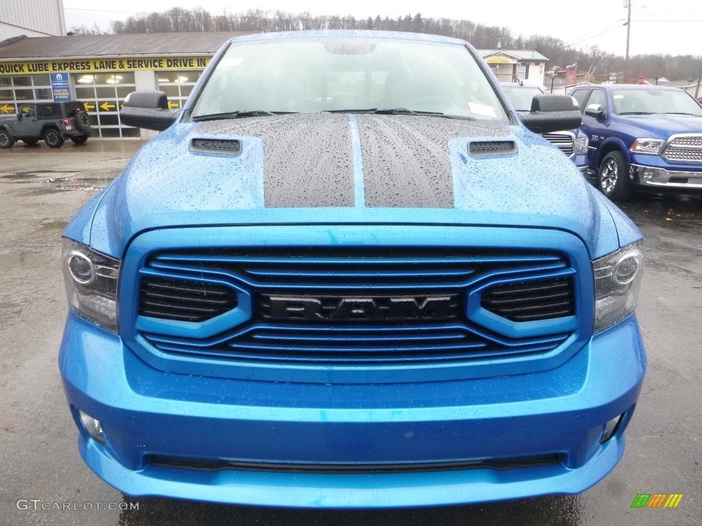 2018 1500 Sport Crew Cab 4x4 - Hydro Blue Pearl / Black photo #7