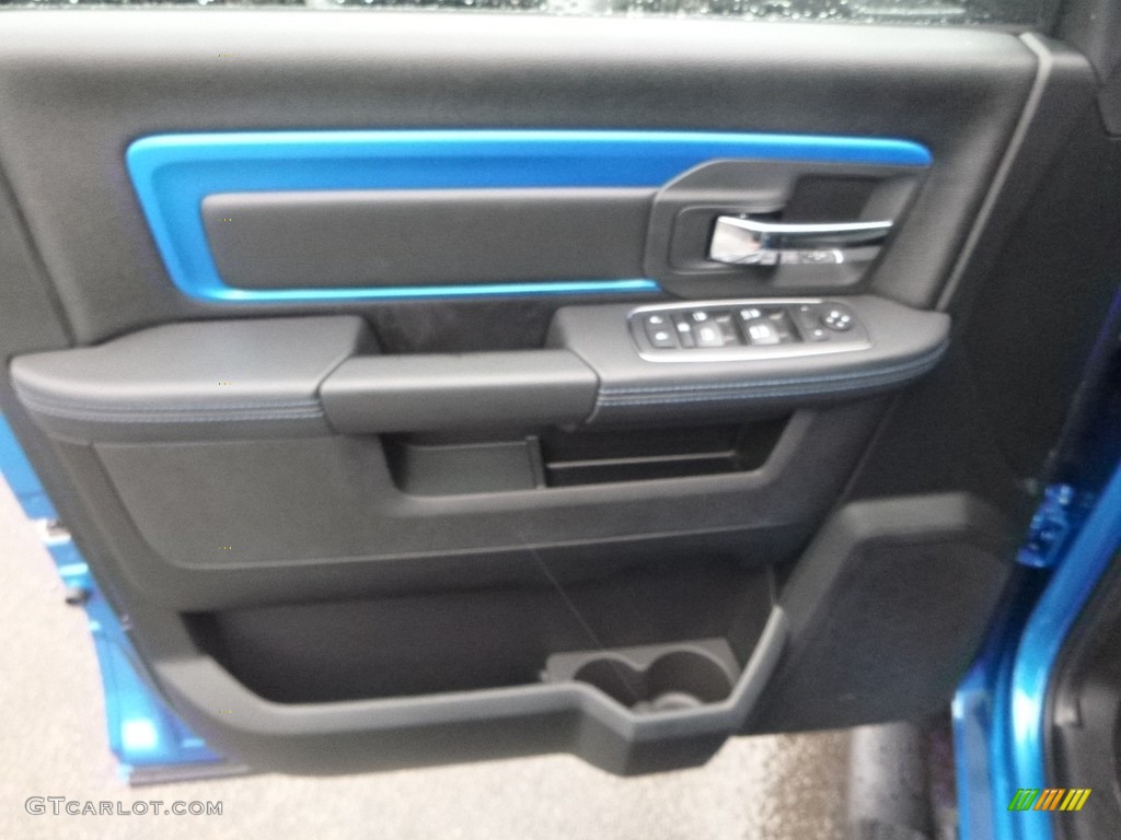 2018 1500 Sport Crew Cab 4x4 - Hydro Blue Pearl / Black photo #15