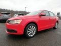 Tornado Red 2011 Volkswagen Jetta SE Sedan