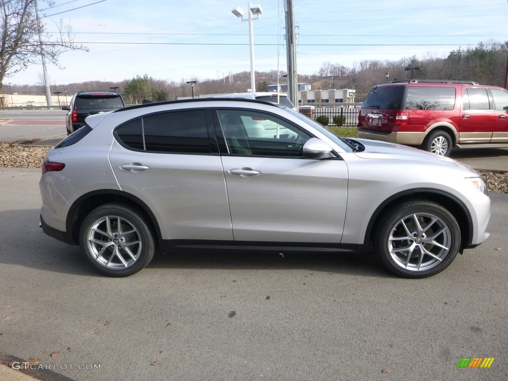 2018 Stelvio Ti AWD - Silverstone Gray Metallic / Black/Black photo #9