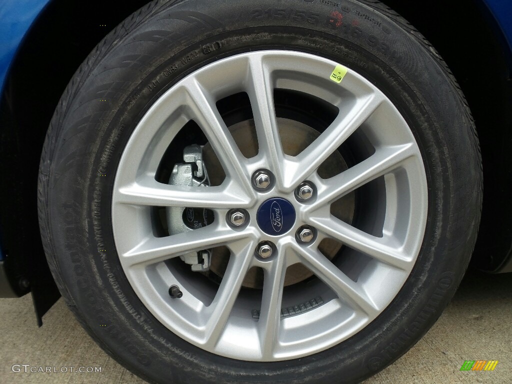 2018 Ford Focus SE Hatch Wheel Photos