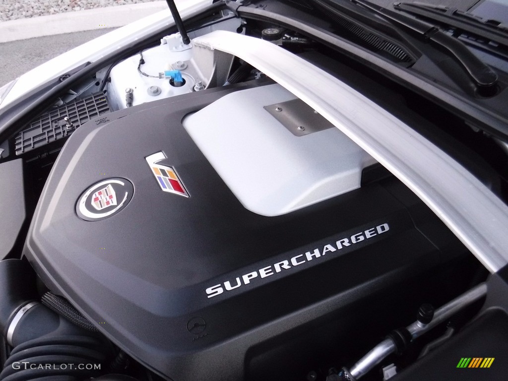 2015 Cadillac CTS V-Coupe Engine Photos