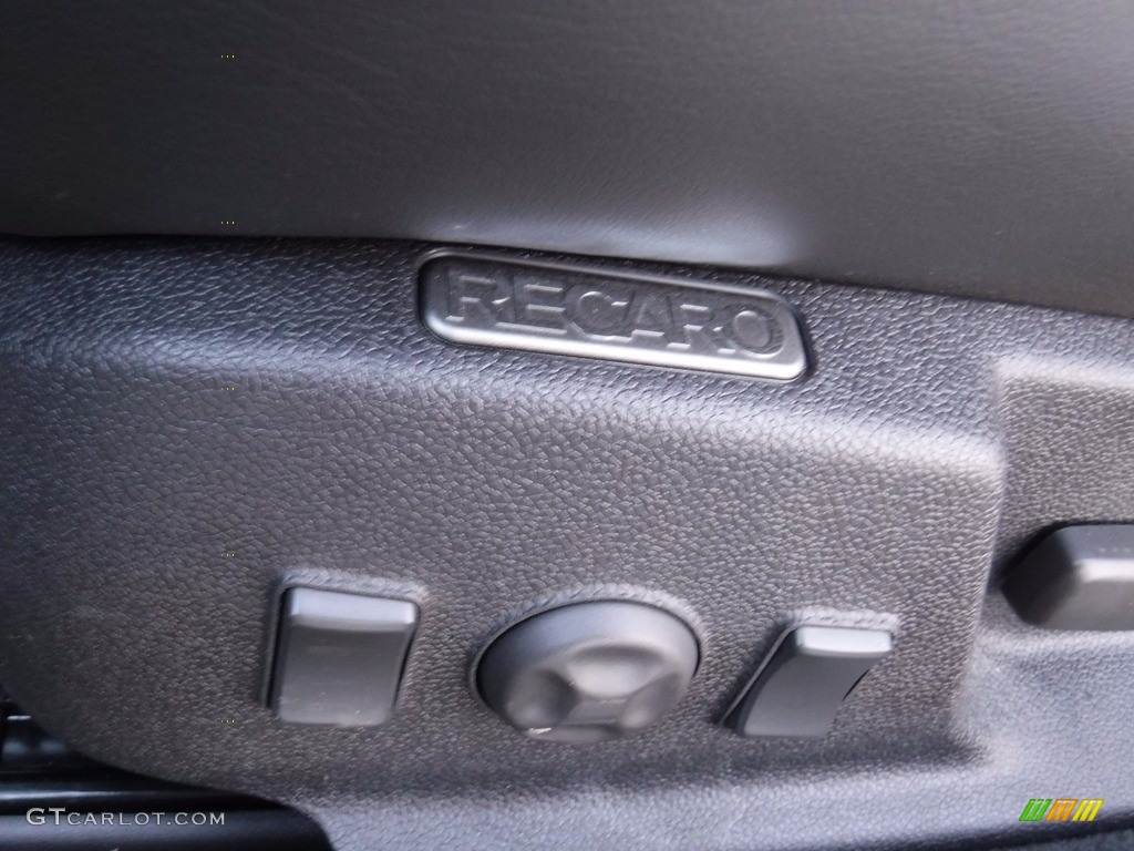 2015 Cadillac CTS V-Coupe Controls Photo #124265997