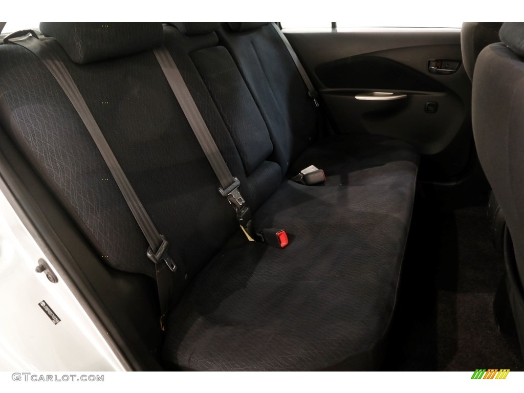 2007 Yaris S Sedan - Silver Streak Mica / Dark Charcoal photo #11