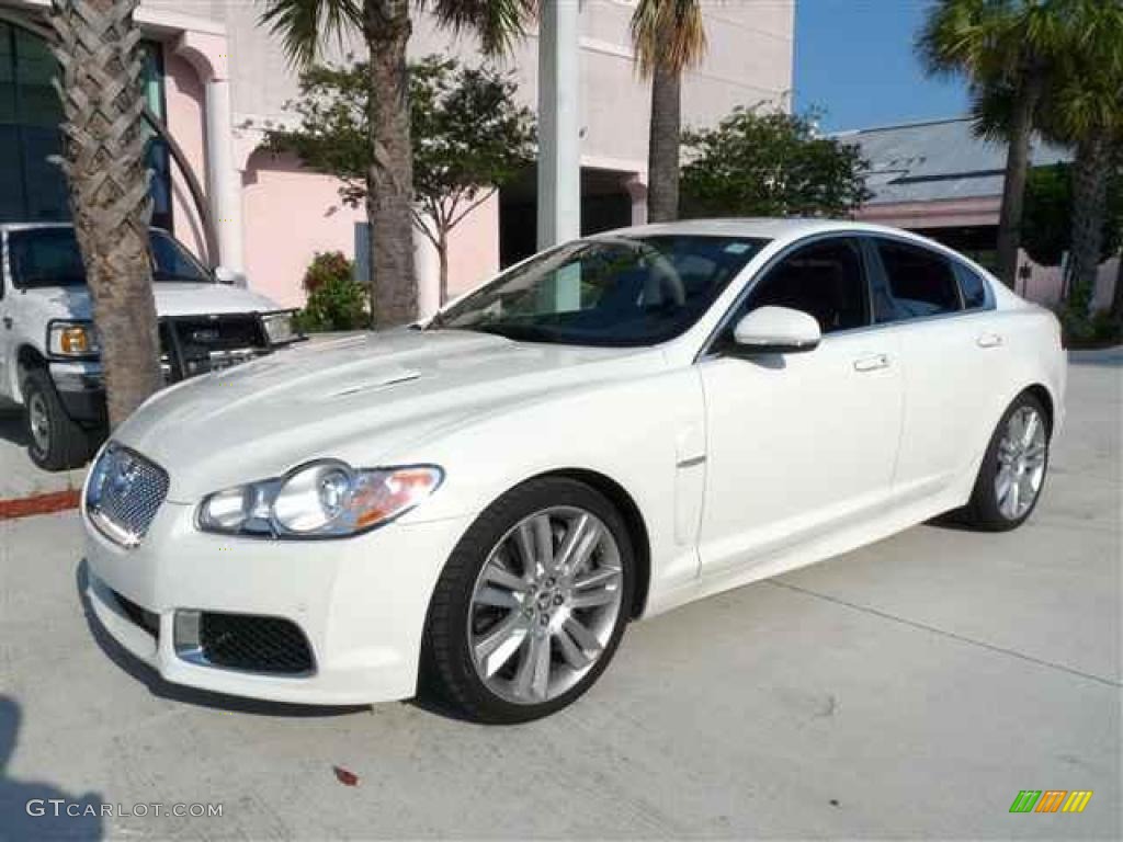 2010 XF XFR Sport Sedan - Porcelain White / Charcoal photo #1