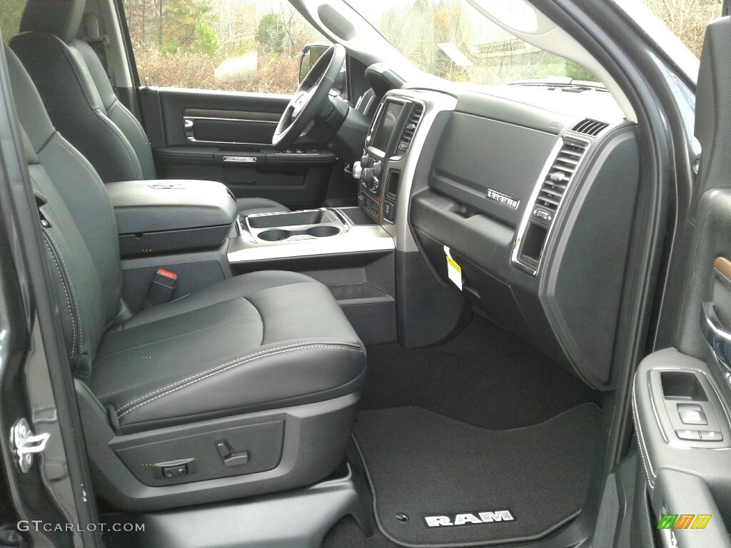 2017 1500 Laramie Crew Cab 4x4 - Granite Crystal Metallic / Black photo #15