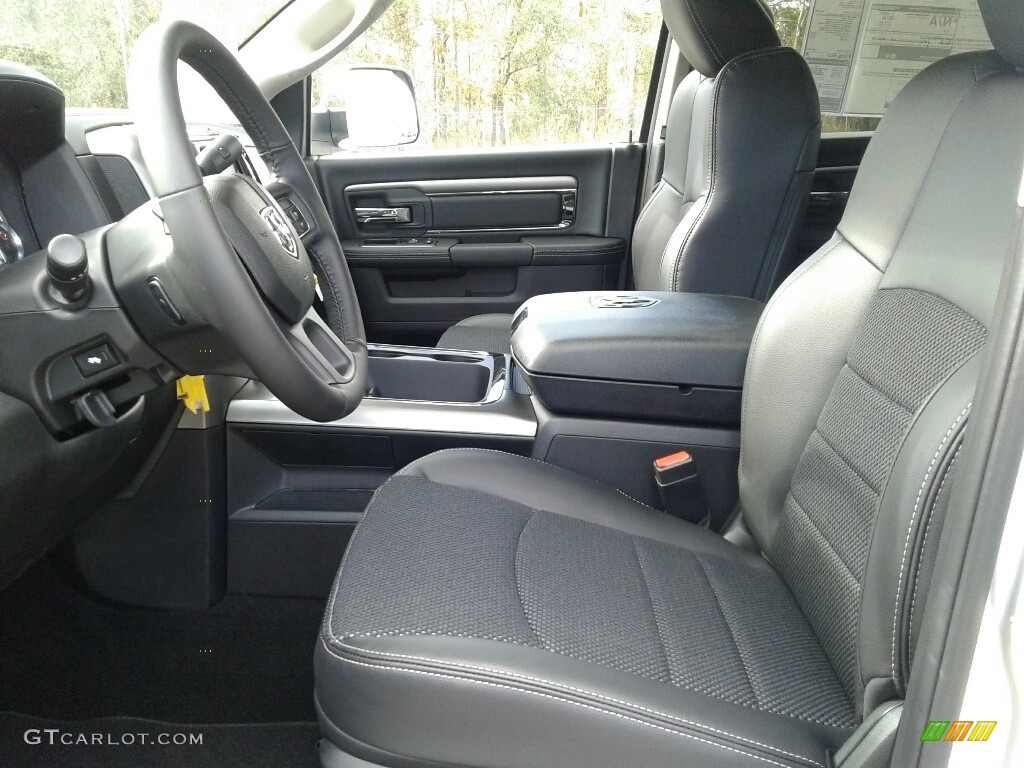 Black Interior 2018 Ram 2500 Big Horn Crew Cab 4x4 Photo #124280172