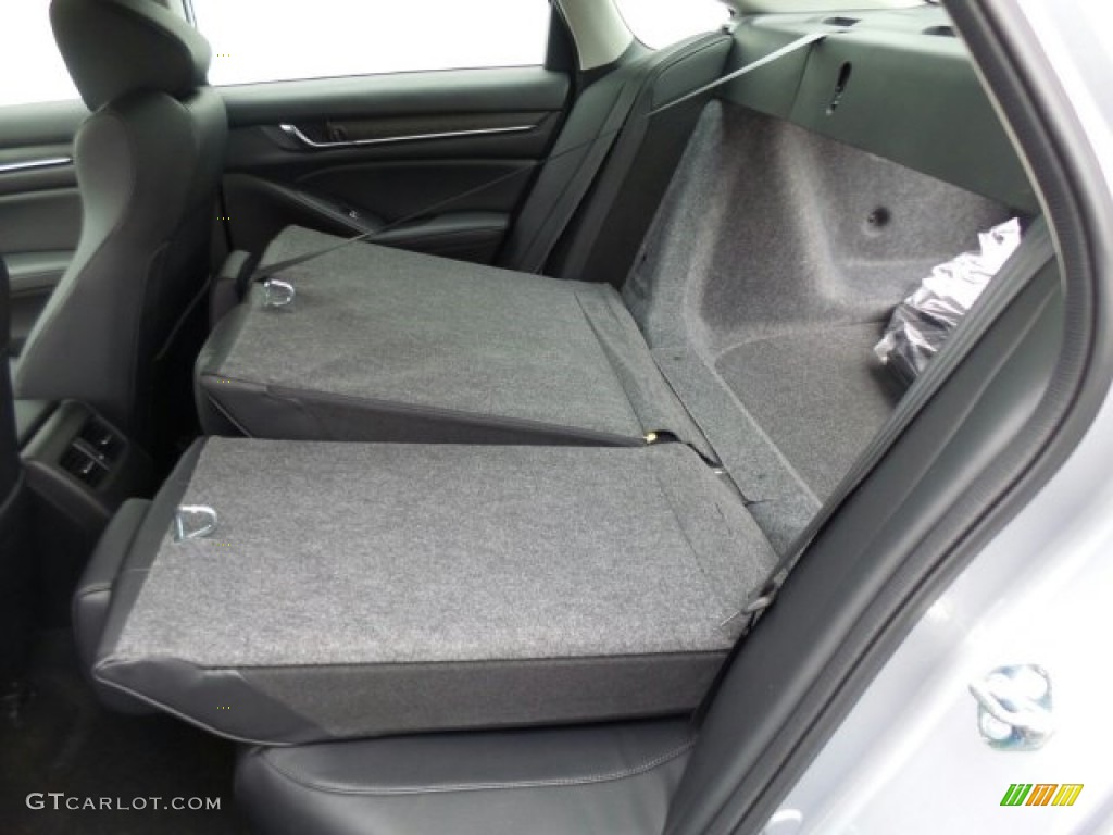 2018 Honda Accord EX-L Sedan Rear Seat Photo #124282575