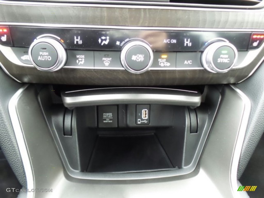 2018 Honda Accord EX-L Sedan Controls Photo #124282821