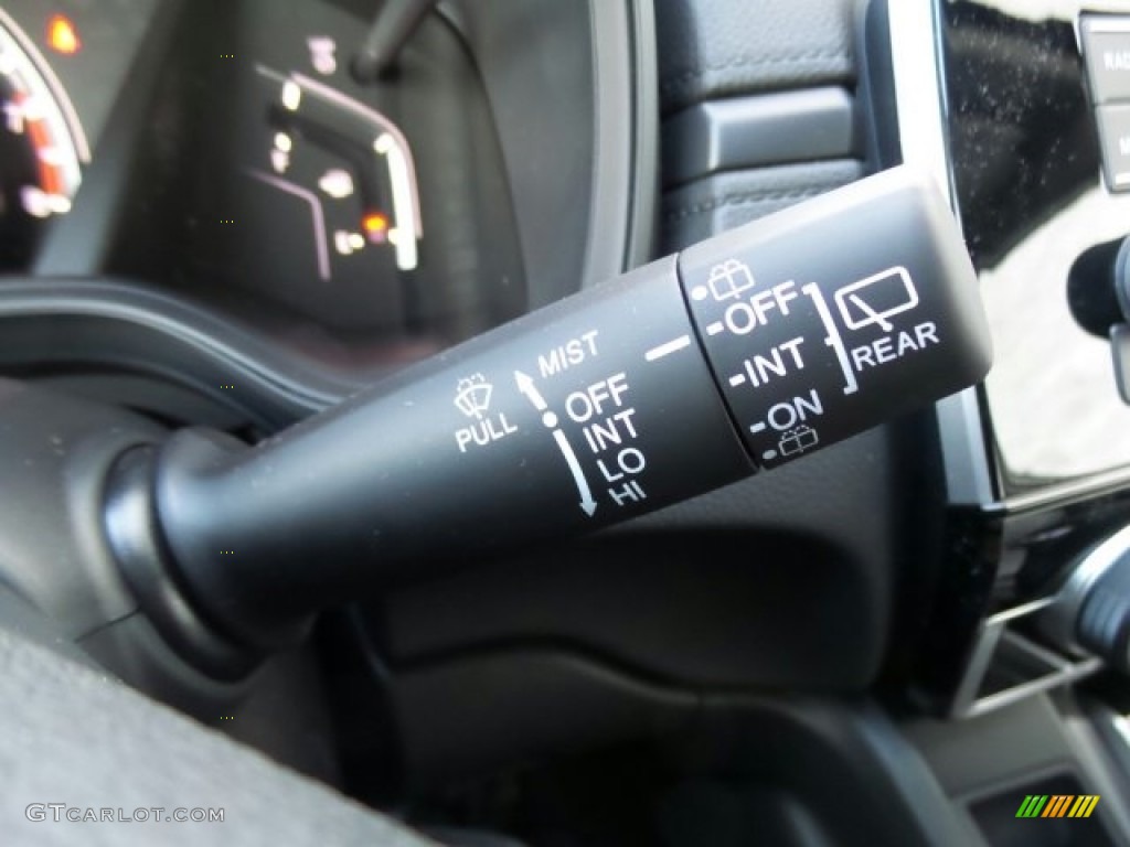 2018 Honda CR-V LX AWD Controls Photo #124283899