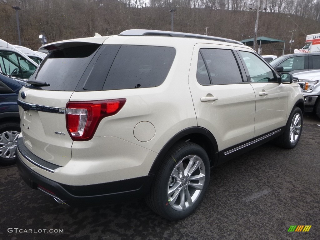 2018 Explorer XLT 4WD - Platinum Dune / Ebony Black photo #2