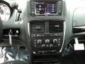 2018 White Knuckle Dodge Grand Caravan SE  photo #6