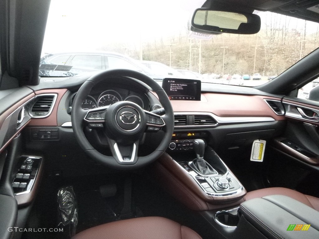 2018 Mazda CX-9 Signature AWD Front Seat Photo #124286961