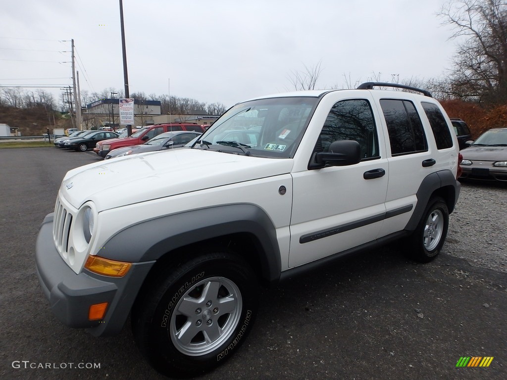 2005 Liberty Sport 4x4 - Stone White / Medium Slate Gray photo #1