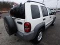Stone White - Liberty Sport 4x4 Photo No. 4