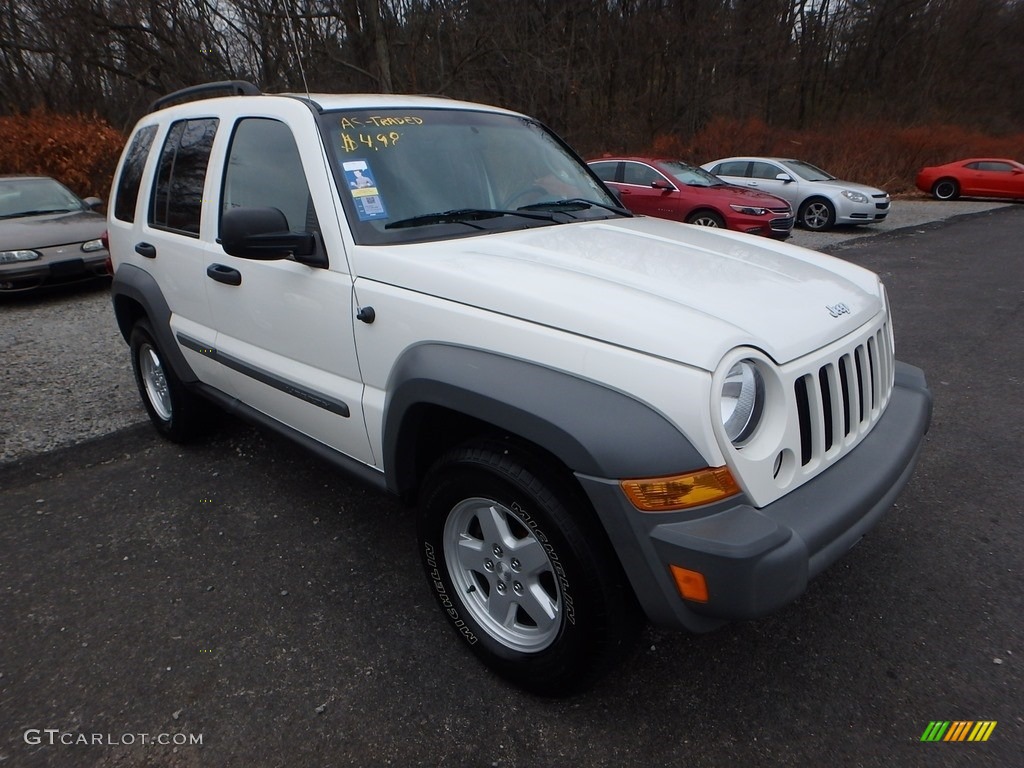 2005 Liberty Sport 4x4 - Stone White / Medium Slate Gray photo #5