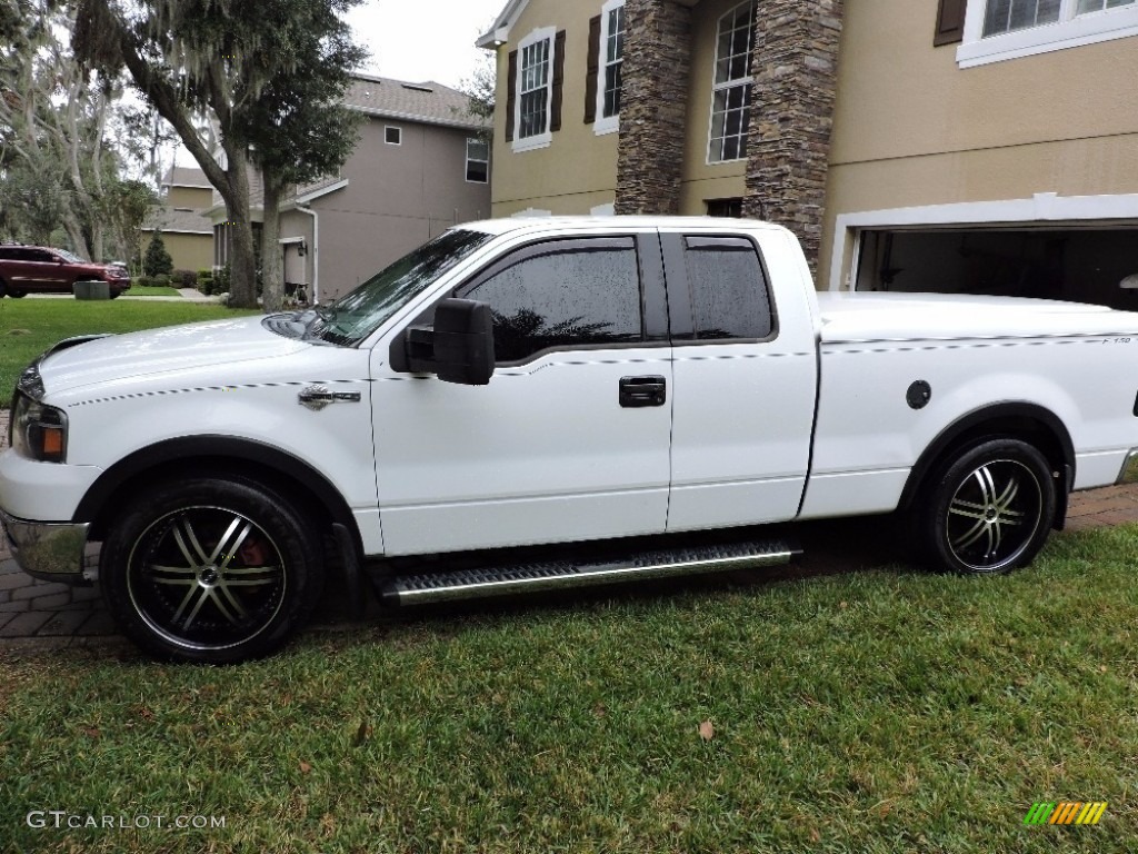 2004 F150 XLT SuperCab - Oxford White / Medium/Dark Flint photo #3