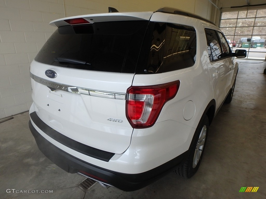 2018 Explorer XLT 4WD - White Platinum / Ebony Black photo #2