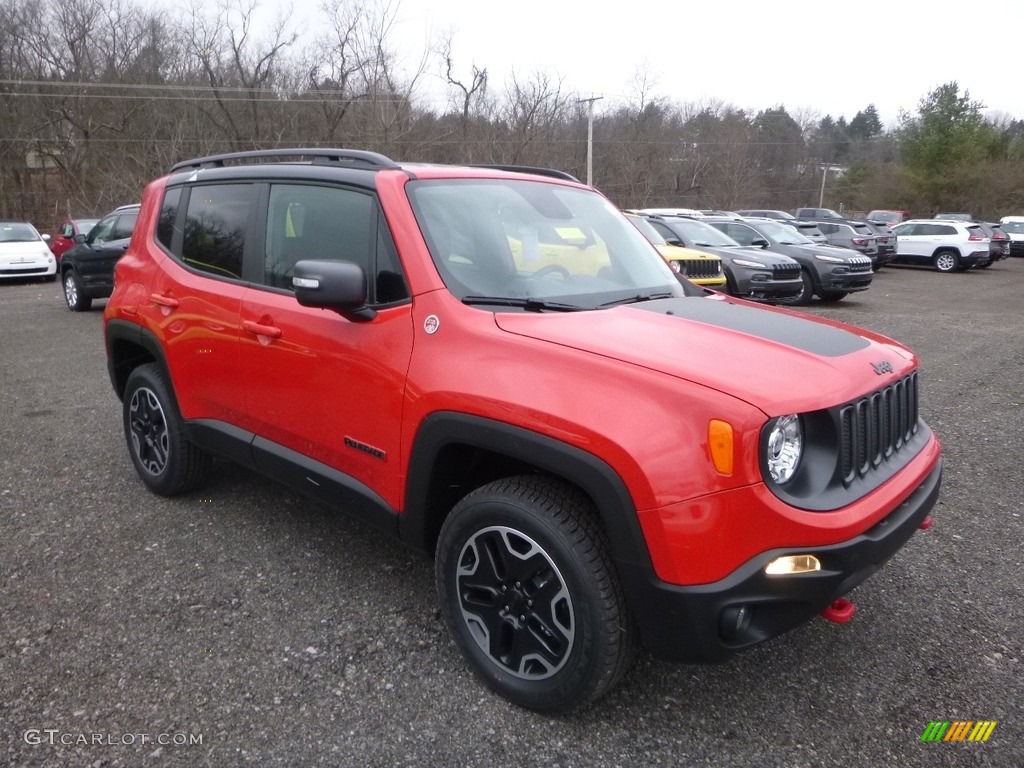 2017 Renegade Trailhawk 4x4 - Colorado Red / Black photo #7