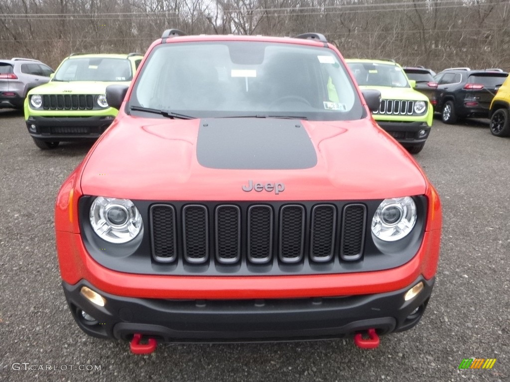 2017 Renegade Trailhawk 4x4 - Colorado Red / Black photo #8