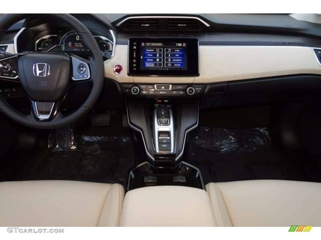 2018 Honda Clarity Touring Plug In Hybrid Beige Dashboard Photo #124296600