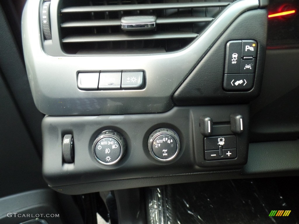 2018 Chevrolet Tahoe Premier 4WD Controls Photo #124297161