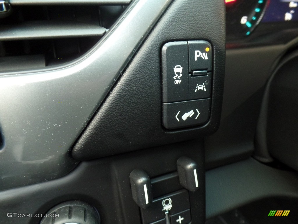 2018 Chevrolet Tahoe Premier 4WD Controls Photo #124297257