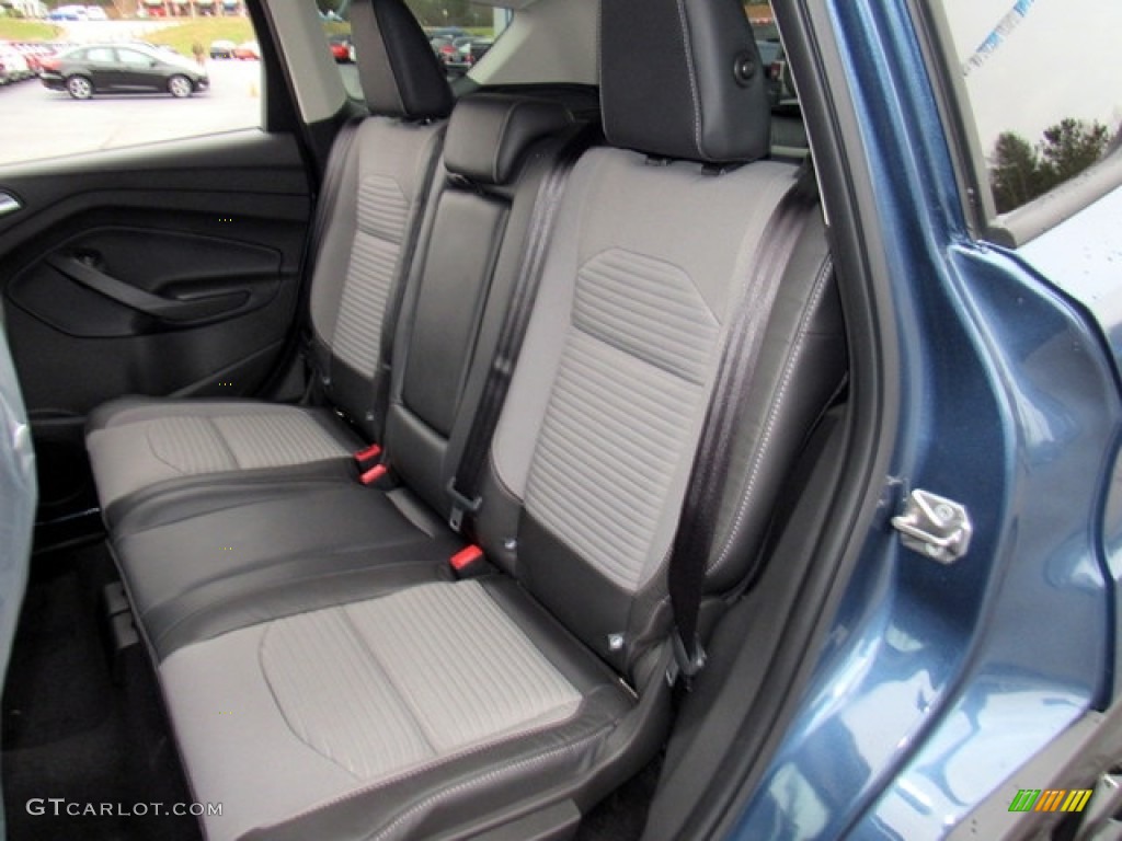 2018 Ford Escape SE 4WD Rear Seat Photo #124301328