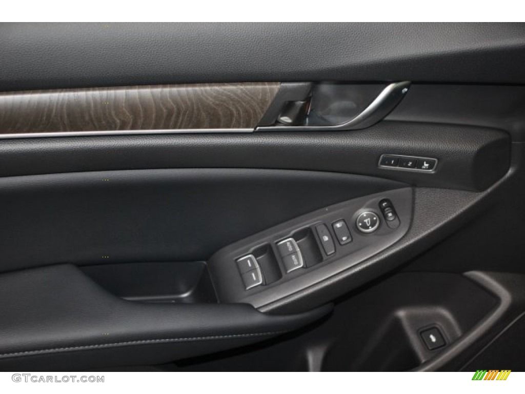 2018 Honda Accord EX-L Sedan Black Door Panel Photo #124301850