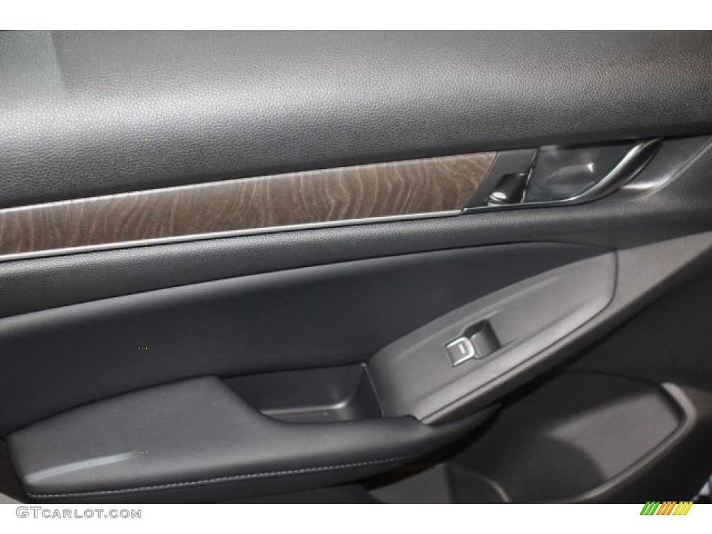 2018 Honda Accord EX-L Sedan Black Door Panel Photo #124302012