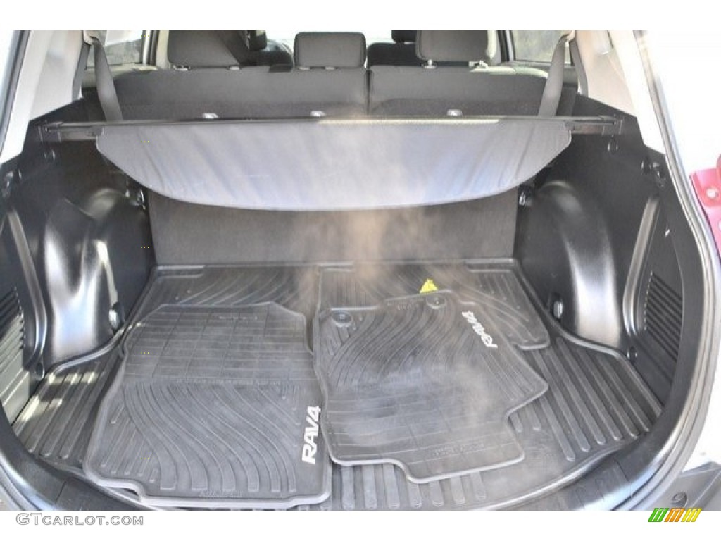 2015 RAV4 XLE - Classic Silver Metallic / Black photo #27