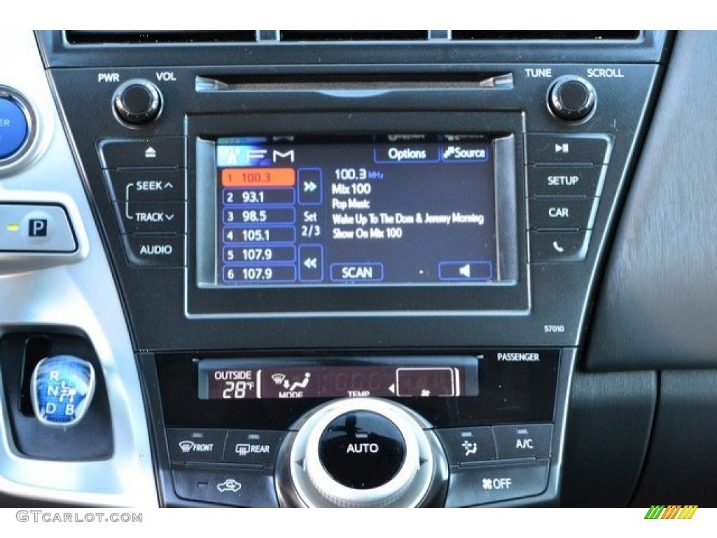 2013 Prius v Two Hybrid - Classic Silver Metallic / Misty Gray photo #15