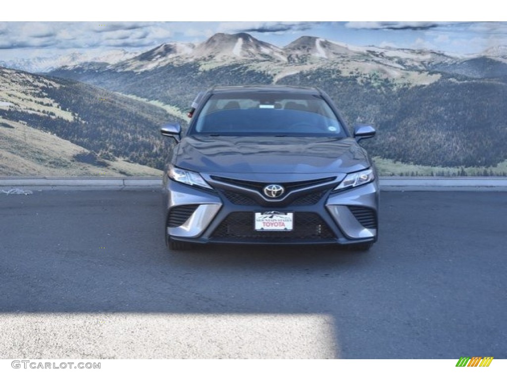 2018 Camry SE - Predawn Gray Mica / Black photo #2
