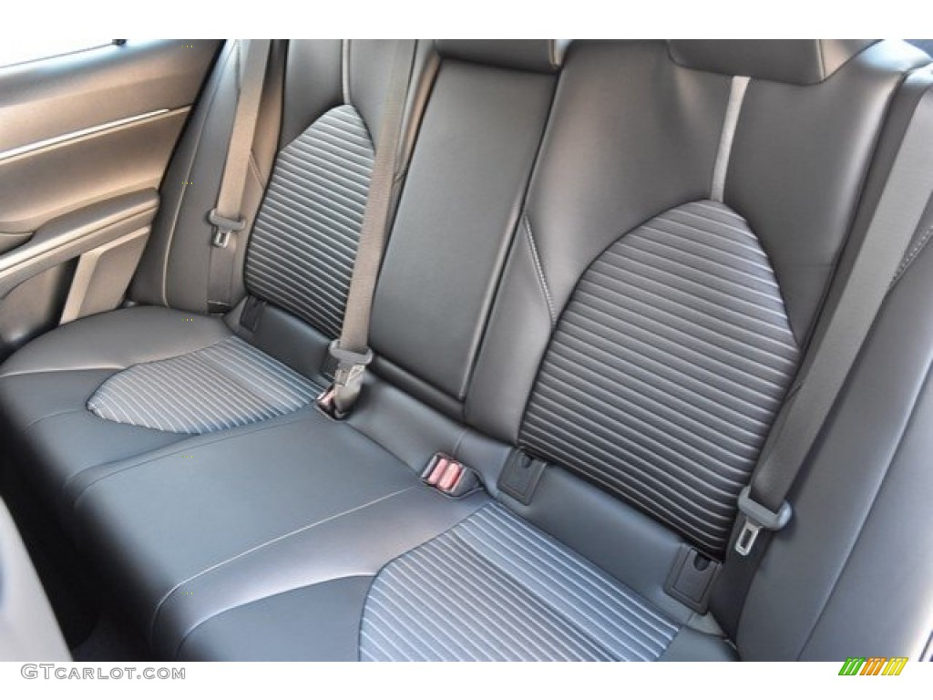 2018 Camry SE - Predawn Gray Mica / Black photo #7