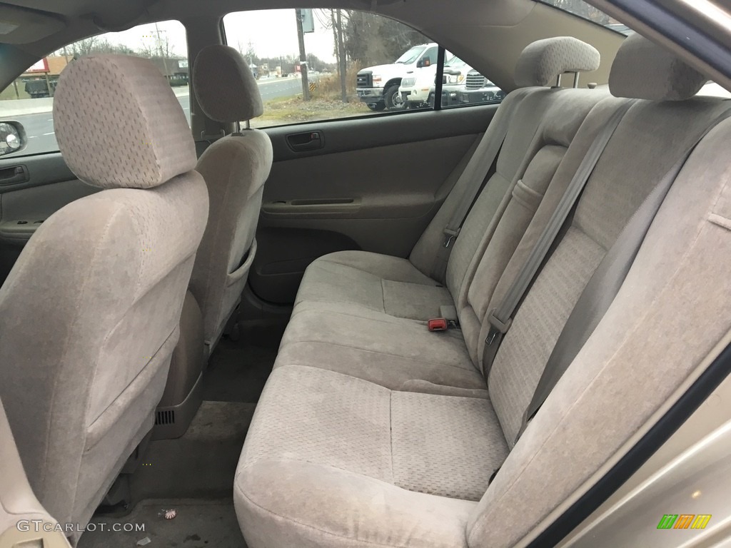 2003 Camry LE V6 - Desert Sand Mica / Taupe photo #9