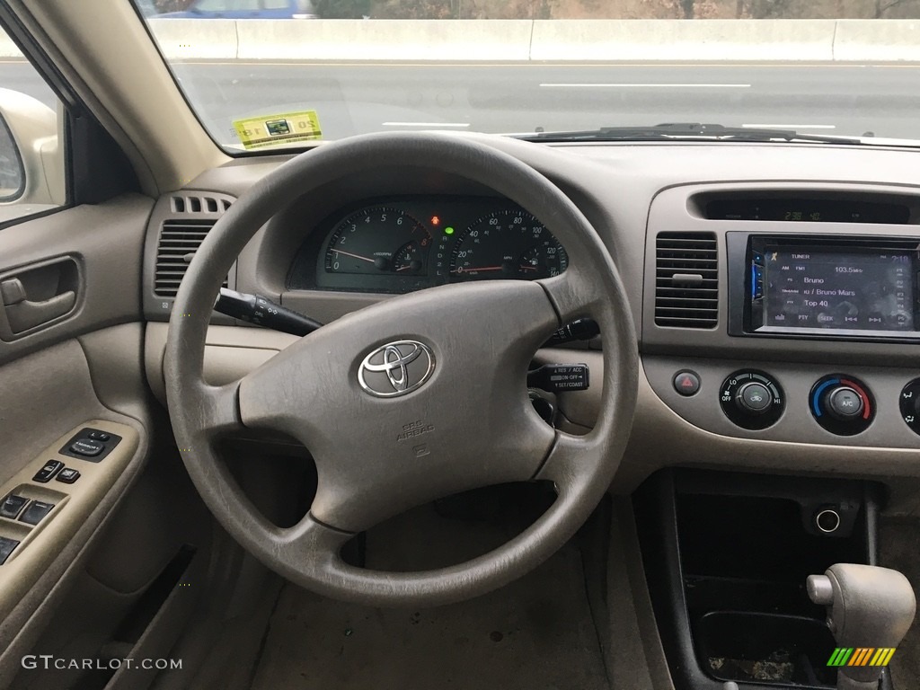 2003 Camry LE V6 - Desert Sand Mica / Taupe photo #14