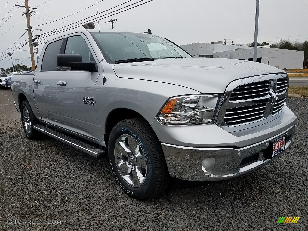 2018 1500 Big Horn Crew Cab 4x4 - Bright Silver Metallic / Black/Diesel Gray photo #1