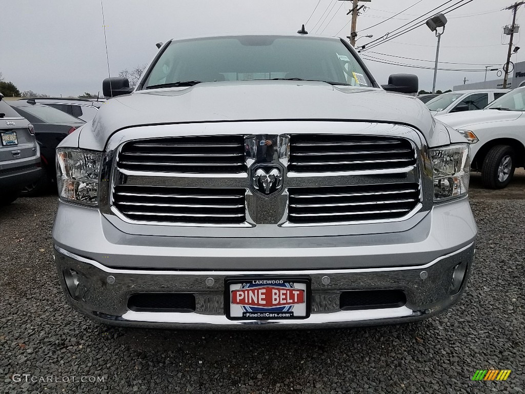 2018 1500 Big Horn Crew Cab 4x4 - Bright Silver Metallic / Black/Diesel Gray photo #2
