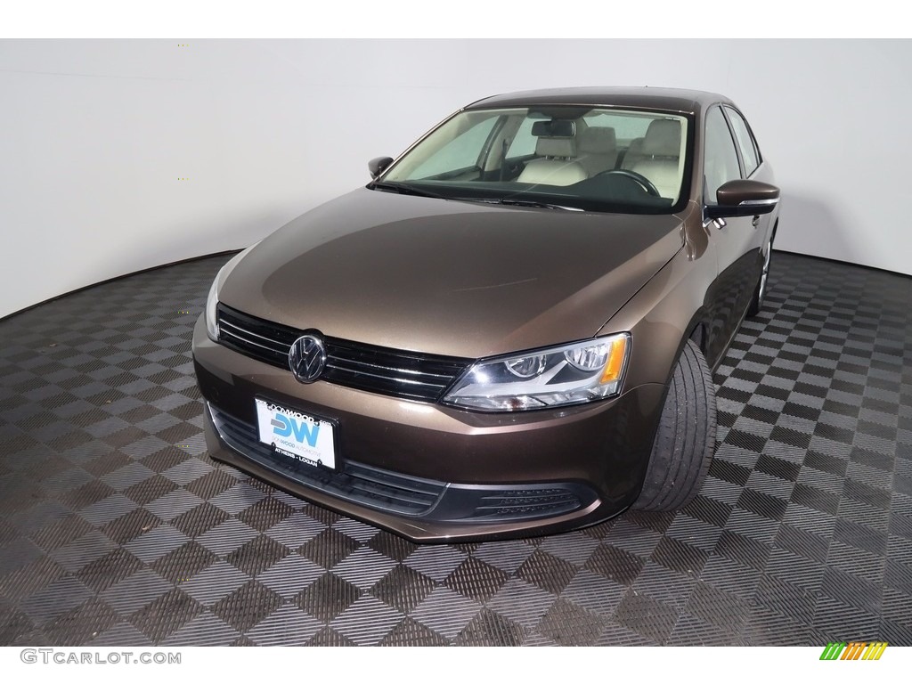 2014 Jetta SE Sedan - Toffee Brown Metallic / Cornsilk Beige photo #5