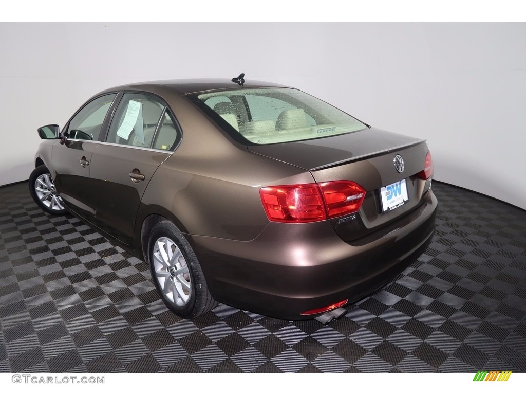 2014 Jetta SE Sedan - Toffee Brown Metallic / Cornsilk Beige photo #7