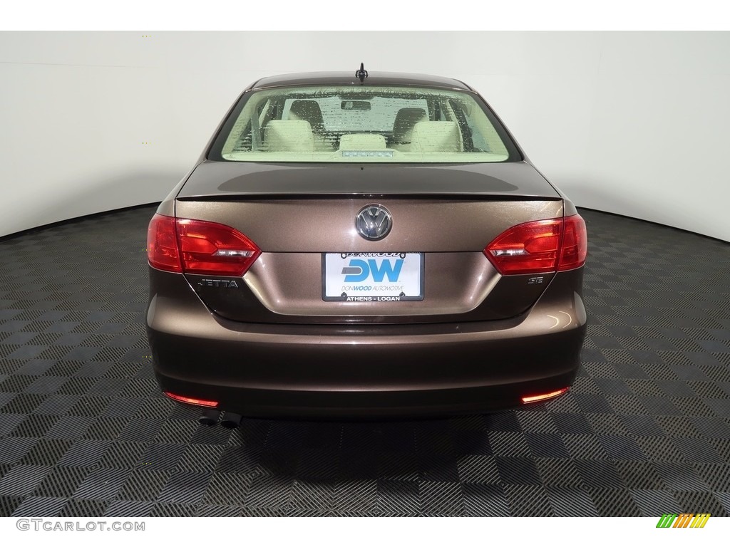 2014 Jetta SE Sedan - Toffee Brown Metallic / Cornsilk Beige photo #9