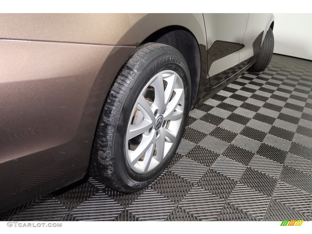 2014 Jetta SE Sedan - Toffee Brown Metallic / Cornsilk Beige photo #19
