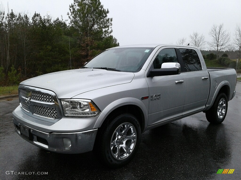 Bright Silver Metallic 2017 Ram 1500 Laramie Crew Cab 4x4 Exterior Photo #124318967