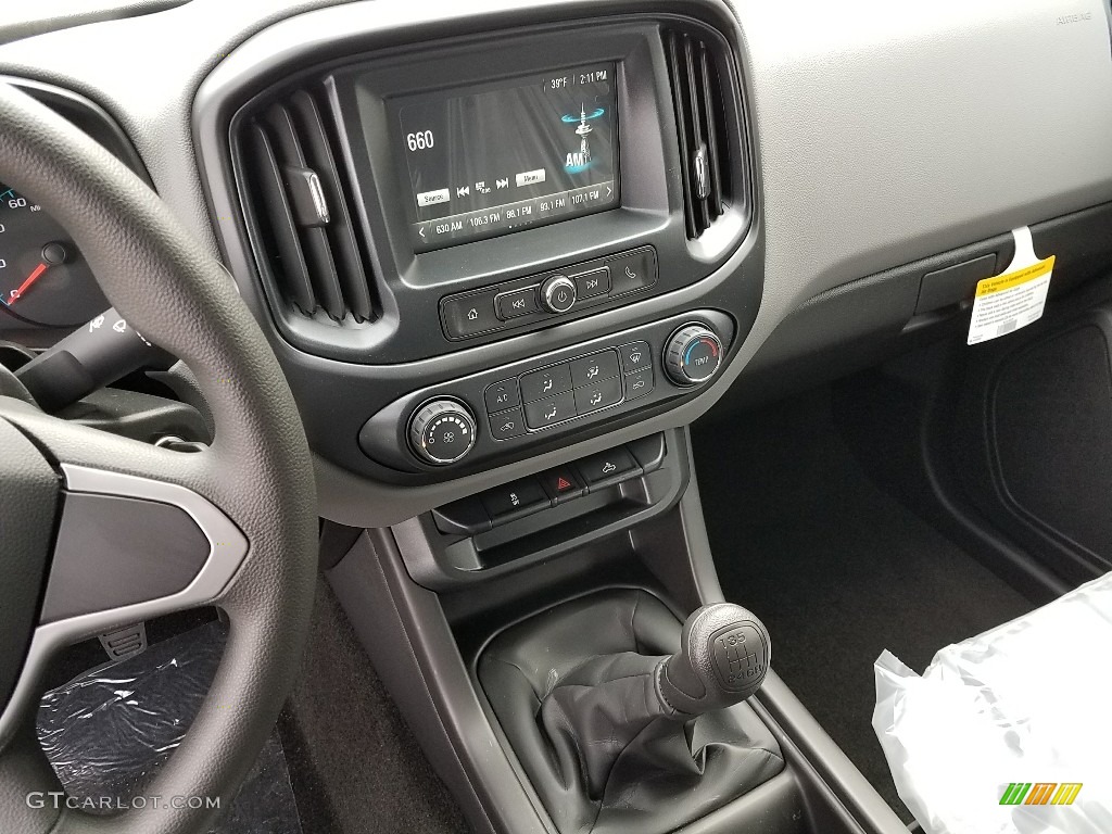 2018 Chevrolet Colorado WT Extended Cab Controls Photo #124320236