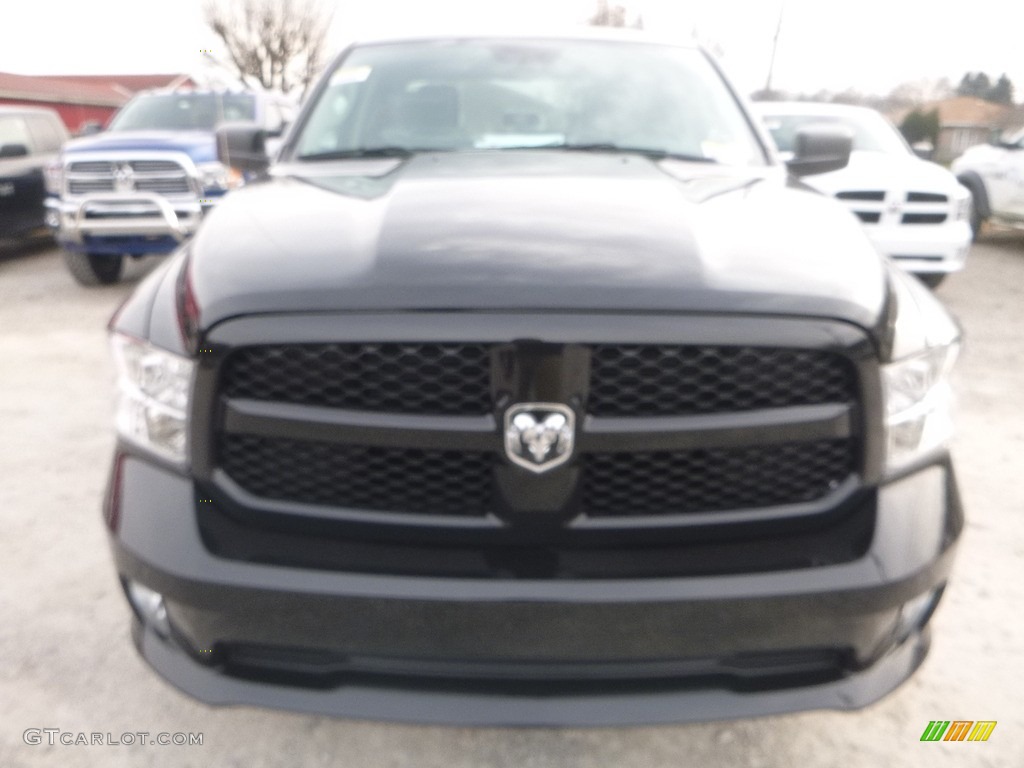 2018 1500 Express Quad Cab 4x4 - Brilliant Black Crystal Pearl / Black/Diesel Gray photo #8