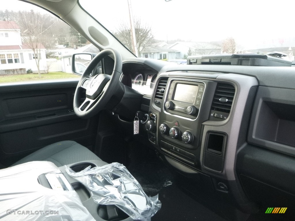 2018 1500 Express Quad Cab 4x4 - Brilliant Black Crystal Pearl / Black/Diesel Gray photo #11